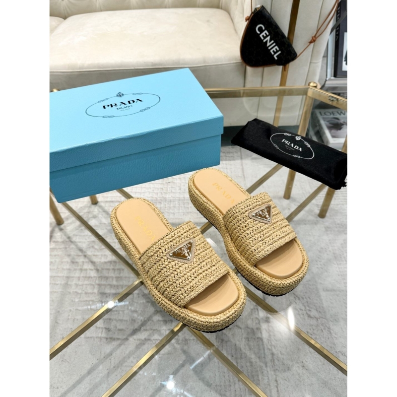 Pra*a slippers